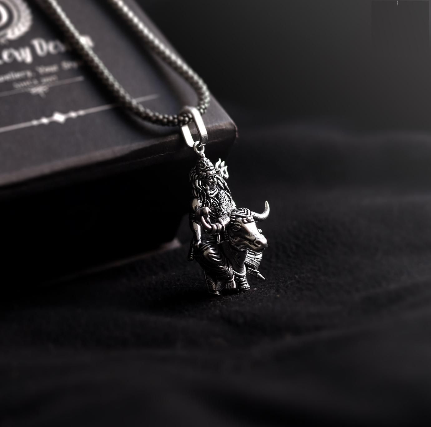 Lord Shiva with Nandi Dev Silver Pendant Chain